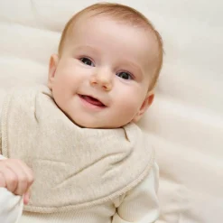 Pippi Baby Savlesmæk i økologisk bomuld - Offwhite