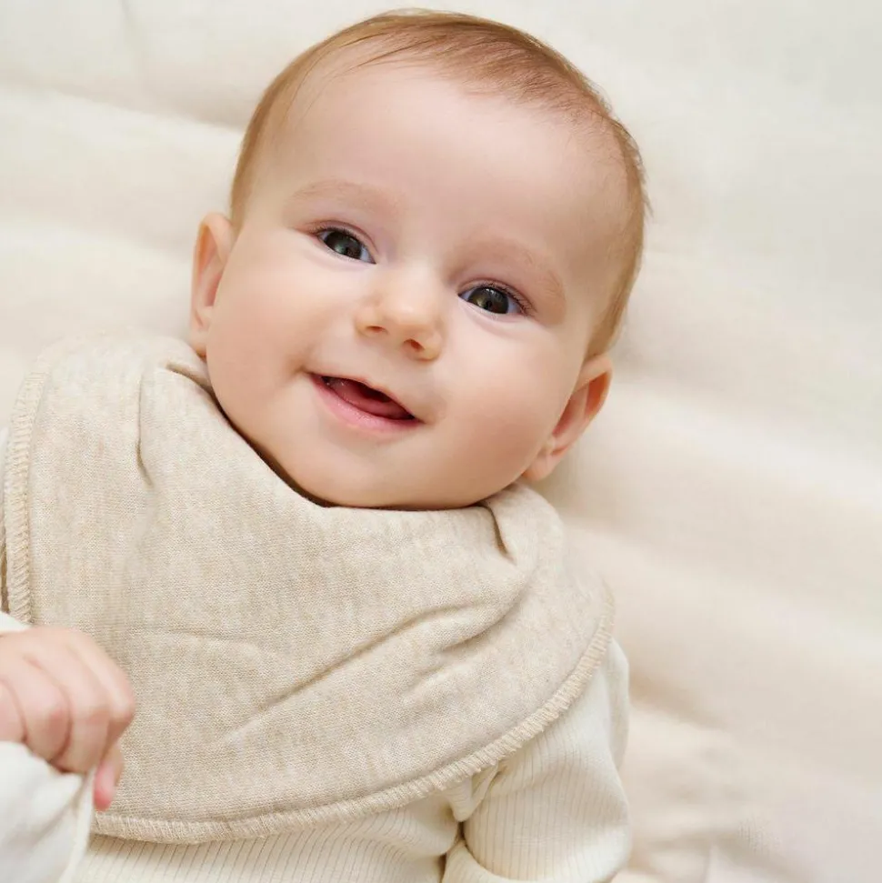 Pippi Baby Savlesmæk i økologisk bomuld - Offwhite