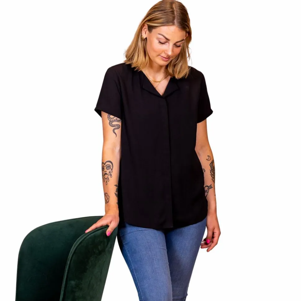 Steenholt Clara Dame Kortærmet bluse - Jet Black